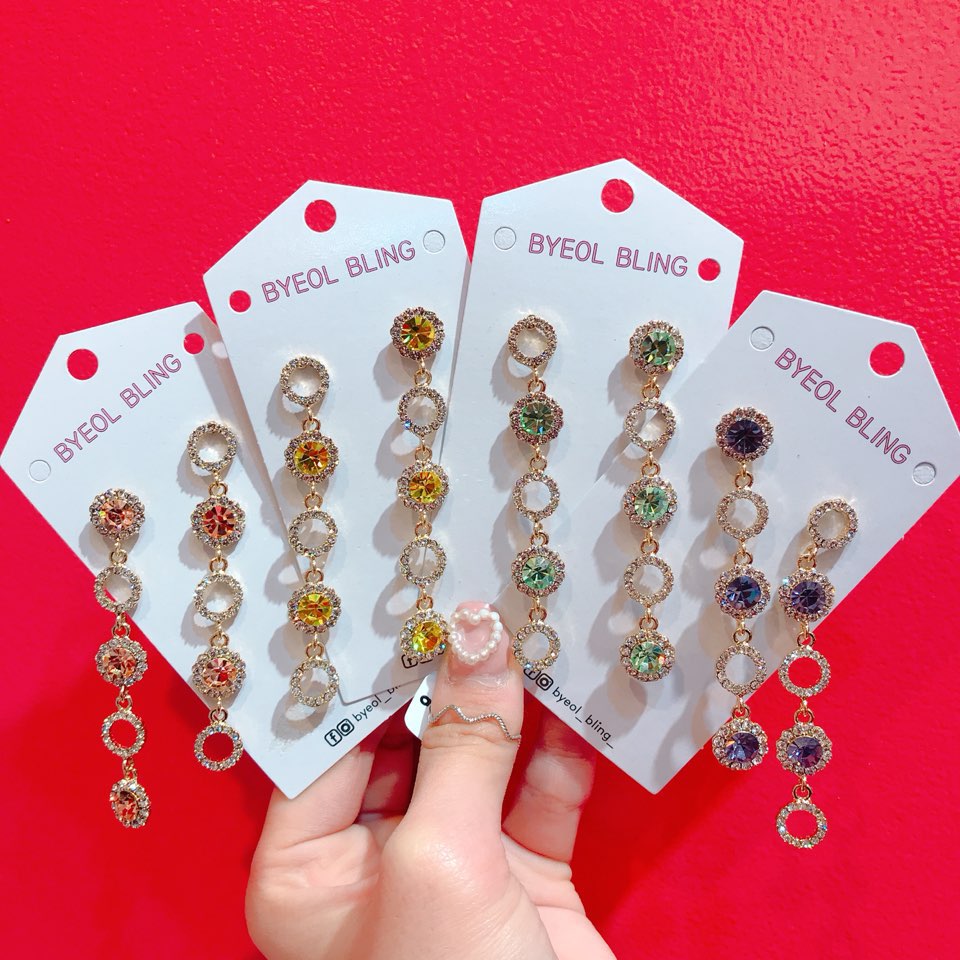 <b><p>A fox Cubic Drop earring Faster ims Lovely</p></b><b><p>ビクセン キュービック ドロップ イヤリング 萌えアイテム ラブリーな ポイント</p></b><br /><br /><p align='center'>