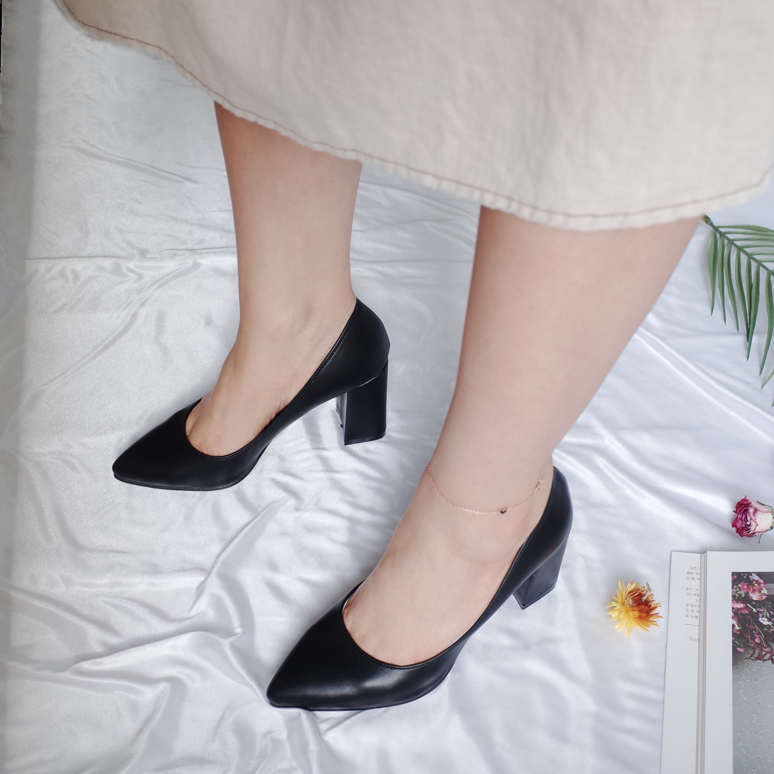 <b><p>Korean 8cm Stiletto The pump Pointed nose</p></b><b><p>韓国語 8cm スティレット 厚底 パンプス 最高の鼻 ミドルヒール baling_2</p></b><br /><br /><p align='center'>