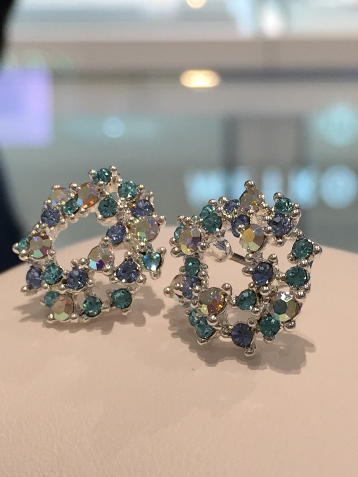 <b><p>Eileen Angel Flower Earris AJBE2369</p></b><b><p>アイリーン エンジェルフラワーイヤリングAJBE2369</p></b><br /><br /><p align='center'>