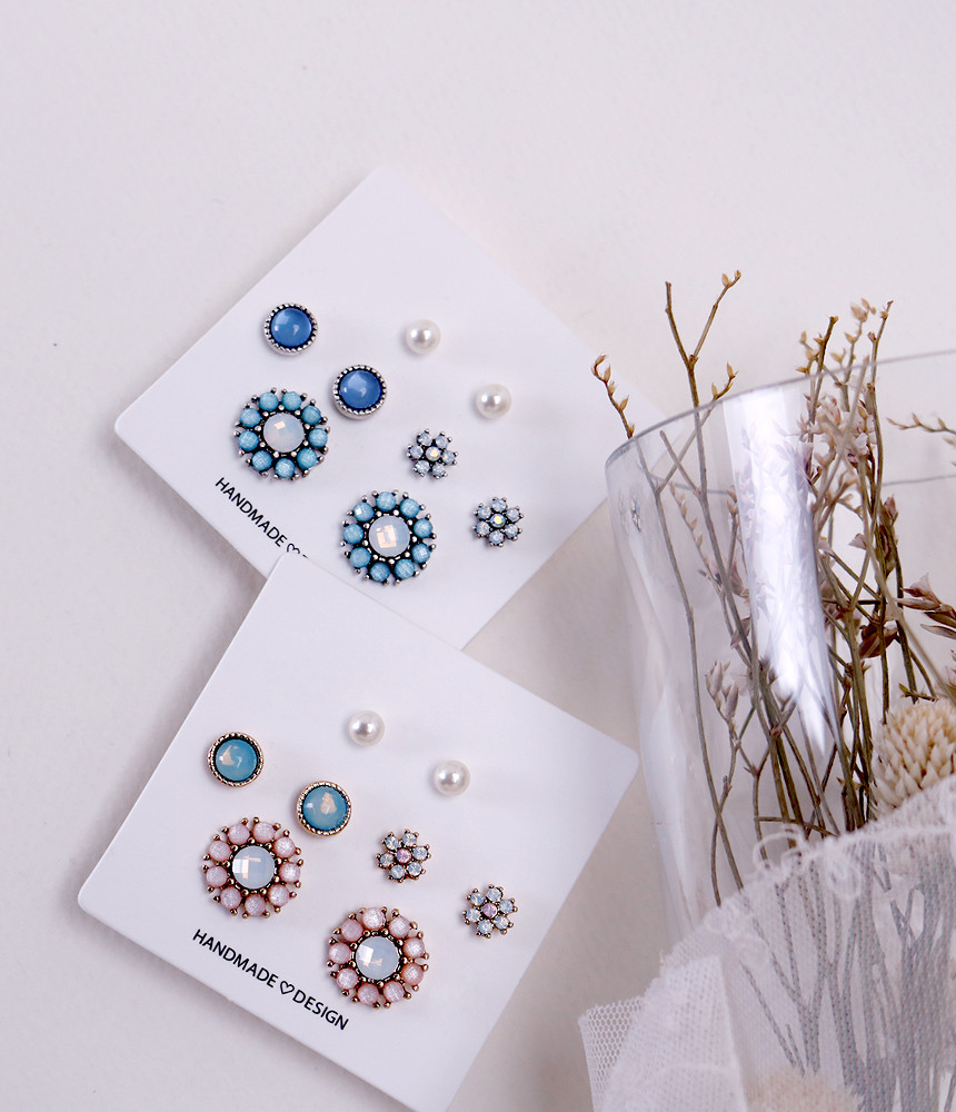 <b><p>Daikoji 8 eces Set earrings Full of love</p></b><b><p>デイ浩二 8ピース セットピアス 愛に満ち シンプルリ キュートなデザイン 生気溌剌</p></b><br /><br /><p align='center'>