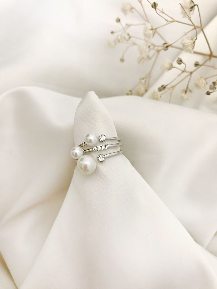 <b><p>Prl pnt All silver rg female Luxury roic</p></b><b><p>真珠 ポイント オールシルバー リング 女性 高級感 ロマンチック ゴド 女神スタイル</p></b><br /><br /><p align='center'>