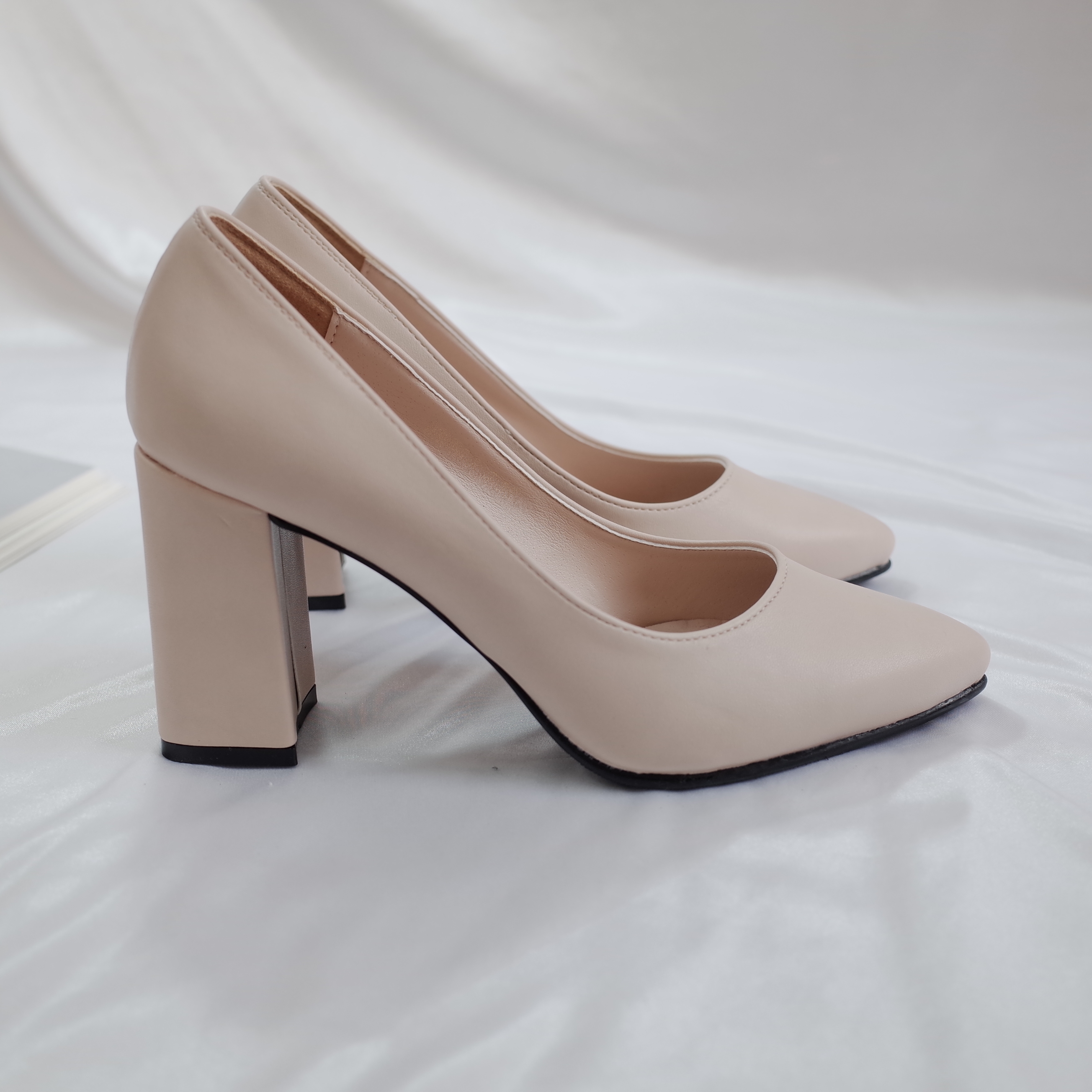 <b><p>Korean 8cm Stiletto The pump Pointed nose</p></b><b><p>韓国語 8cm スティレット 厚底 パンプス 最高の鼻 ミドルヒール baling_2</p></b><br /><br /><p align='center'>
