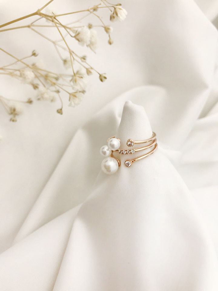 <b><p>Prl pnt All silver rg female Luxury roic</p></b><b><p>真珠 ポイント オールシルバー リング 女性 高級感 ロマンチック ゴド 女神スタイル</p></b><br /><br /><p align='center'>