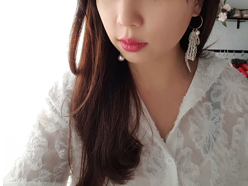 <b><p>Unknown race Pearl Drop ring Nt Stylish se</p></b><b><p>オンバル レース 真珠 ドロップ イヤリング 清楚 魅力のあるスタイル 女性な 女神コーディネート</p></b><br /><br /><p align='center'>