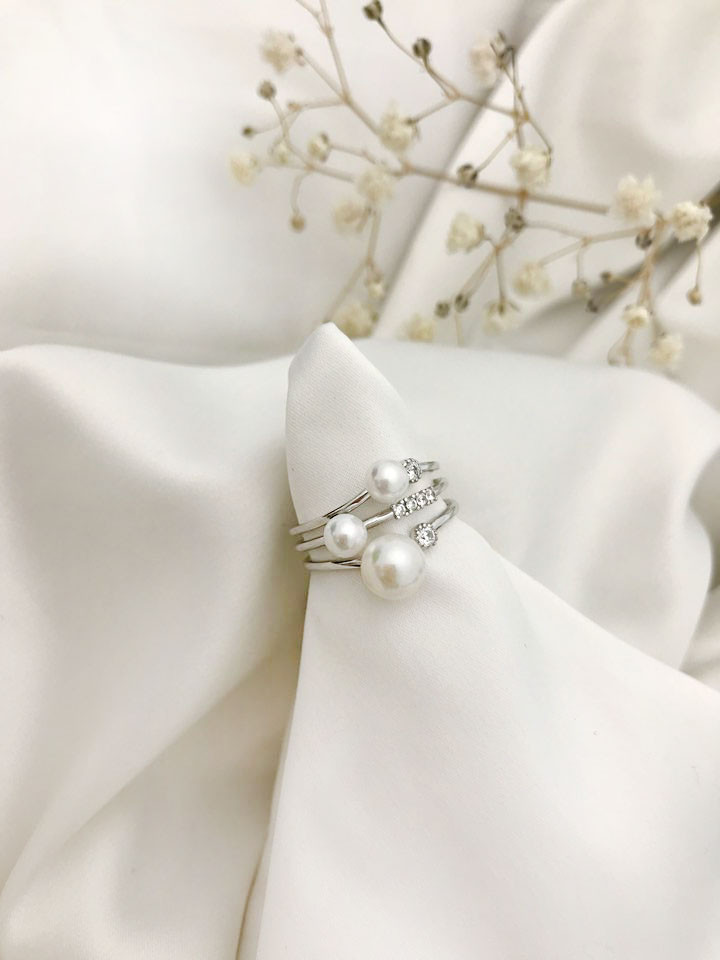 <b><p>Prl pnt All silver rg female Luxury roic</p></b><b><p>真珠 ポイント オールシルバー リング 女性 高級感 ロマンチック ゴド 女神スタイル</p></b><br /><br /><p align='center'>