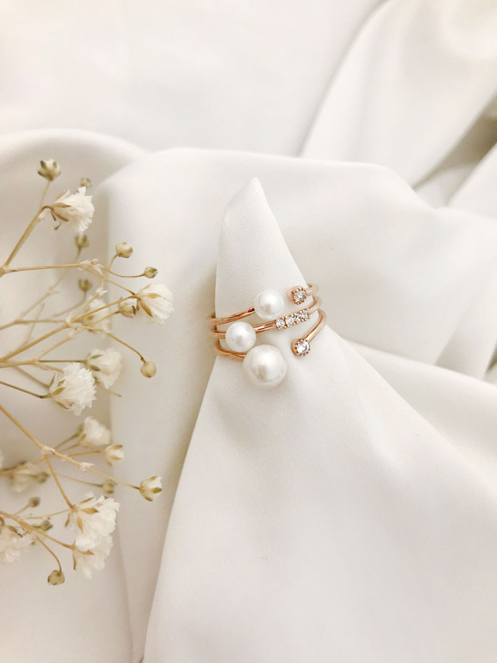 <b><p>Prl pnt All silver rg female Luxury roic</p></b><b><p>真珠 ポイント オールシルバー リング 女性 高級感 ロマンチック ゴド 女神スタイル</p></b><br /><br /><p align='center'>