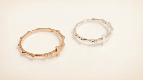 <b><p>handmade Rosary ring 925silver Catholic region</p></b><b><p>ハンドメイド ロザリオリング 925silver カトリック 宗教 デザイン 教会</p></b><br /><br /><p align='center'>