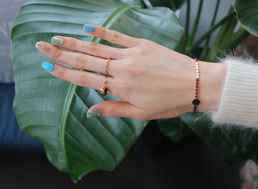 <b><p>simple heart Crown ring Feme chm Girlfend</p></b><b><p>シンプル ハート クラウン リング 女性らしい魅力 ガールフレンドの贈り物 20代</p></b><br /><br /><p align='center'>