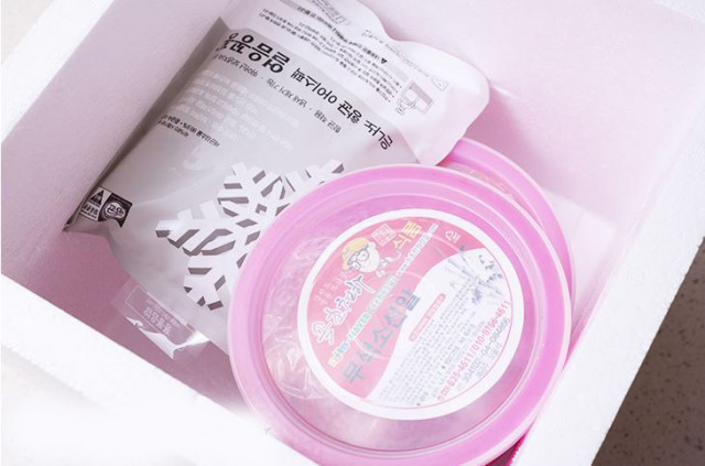 <b><p>Pickled in Sokcho Part fee 100%Korean Ggwon-do</p></b><b><p>束草天下塩辛 副材料 100％韓国語 江原道 スケトウダラ回和え物 1キロ 瓶熟成</p></b><br /><br /><p align='center'>