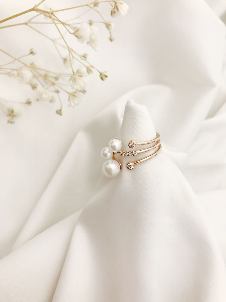 <b><p>Prl pnt All silver rg female Luxury roic</p></b><b><p>真珠 ポイント オールシルバー リング 女性 高級感 ロマンチック ゴド 女神スタイル</p></b><br /><br /><p align='center'>