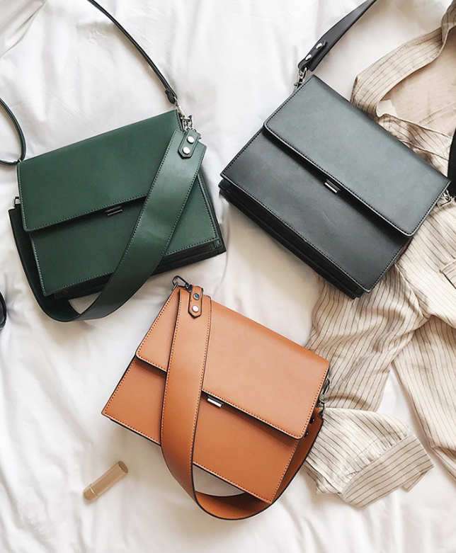 <b><p>Formal Square Daily Shoulder Bag Stylish</p></b><b><p>フォーマルスクエアデイリーショルダーバッグ洗練されたバケットバックスーツデートルック結婚式スター市し</p></b><br /><br /><p align='center'>