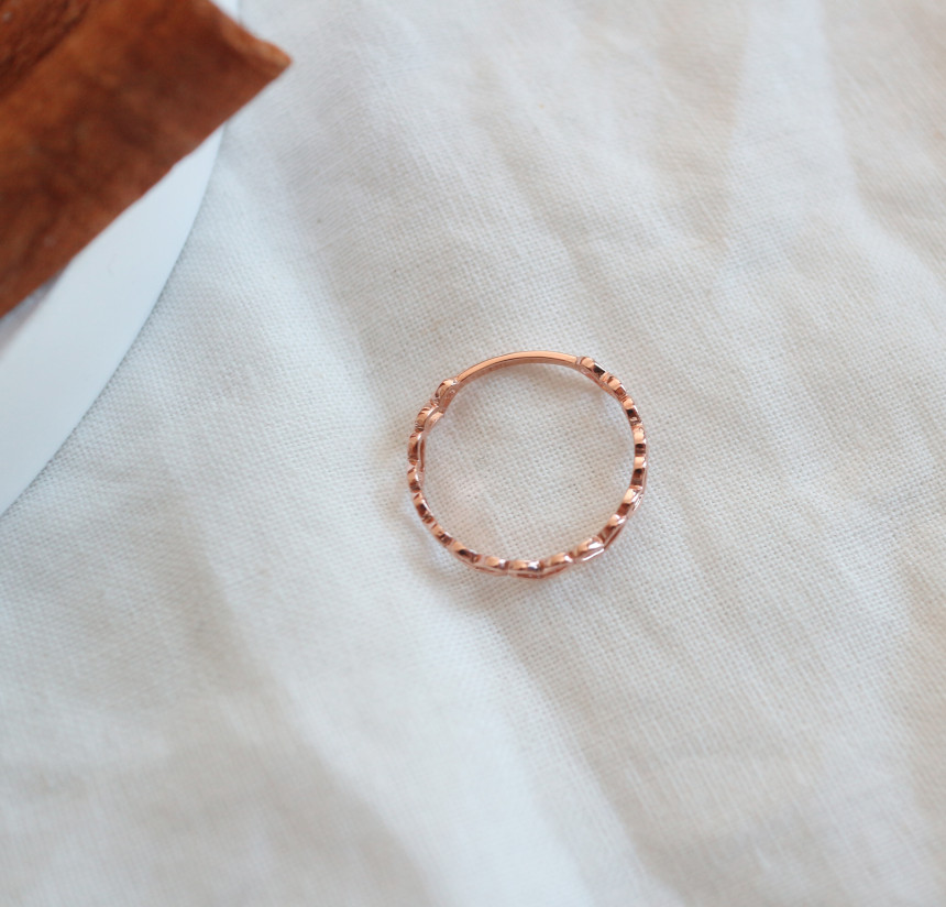 <b><p>simple heart Crown ring Feme chm Girlfend</p></b><b><p>シンプル ハート クラウン リング 女性らしい魅力 ガールフレンドの贈り物 20代</p></b><br /><br /><p align='center'>