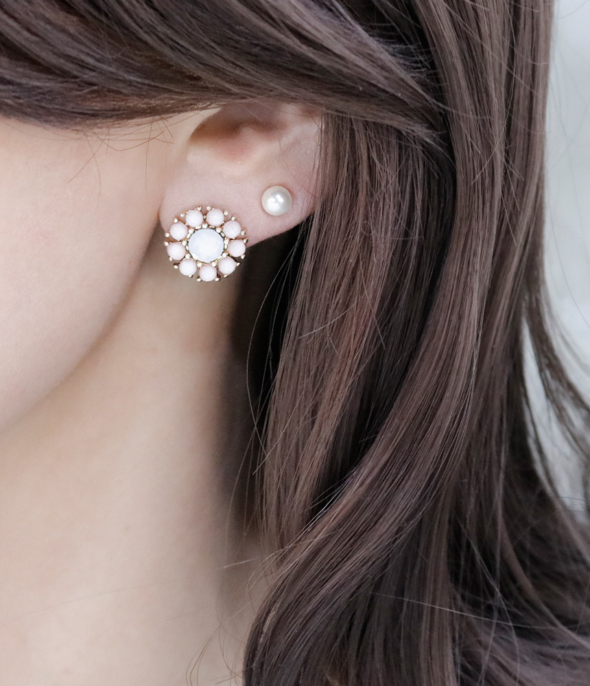 <b><p>Daikoji 8 eces Set earrings Full of love</p></b><b><p>デイ浩二 8ピース セットピアス 愛に満ち シンプルリ キュートなデザイン 生気溌剌</p></b><br /><br /><p align='center'>