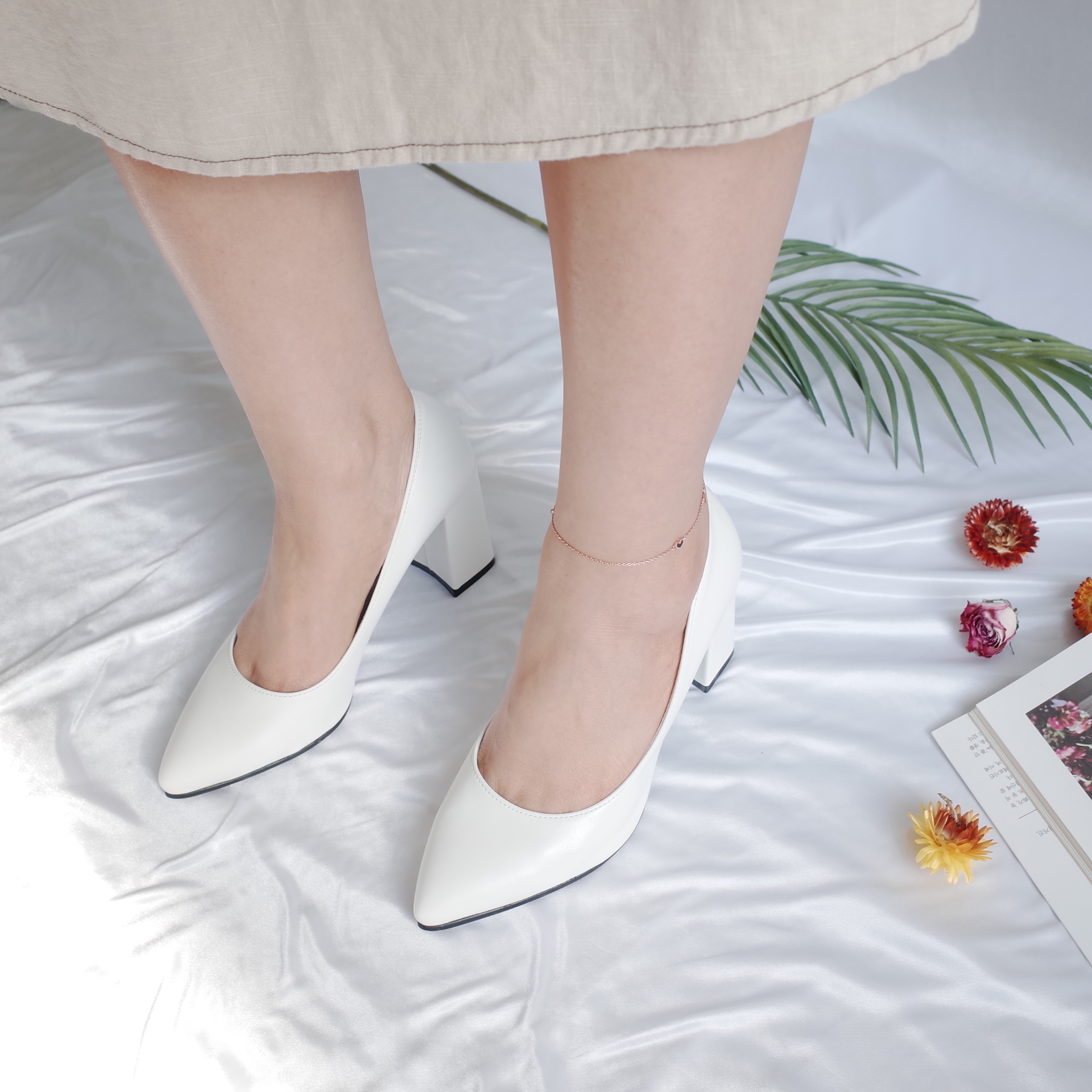 <b><p>Korean 8cm Stiletto The pump Pointed nose</p></b><b><p>韓国語 8cm スティレット 厚底 パンプス 最高の鼻 ミドルヒール baling_2</p></b><br /><br /><p align='center'>