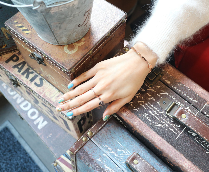 <b><p>simple heart Crown ring Feme chm Girlfend</p></b><b><p>シンプル ハート クラウン リング 女性らしい魅力 ガールフレンドの贈り物 20代</p></b><br /><br /><p align='center'>