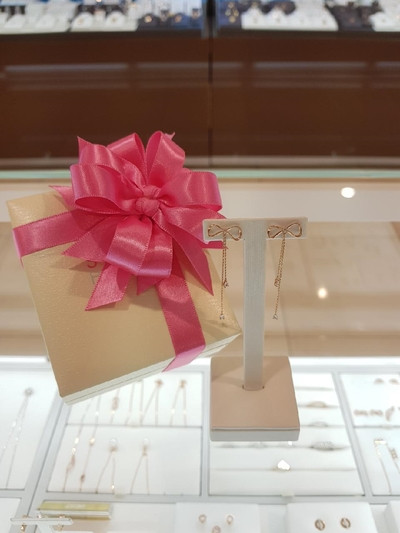 <b><p>Stonehenge 14K rose gold earri T0784</p></b><b><p>ストーンヘンジ 14K ローズ ゴールド イヤリング T0784</p></b><br /><br /><p align='center'>