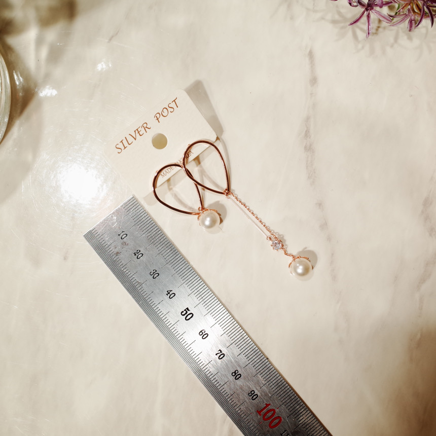 <b><p>Crown Unkn Pearl Dp ring</p></b><b><p>クラウン オンバル 真珠 ドロップ イヤリング</p></b><br /><br /><p align='center'>