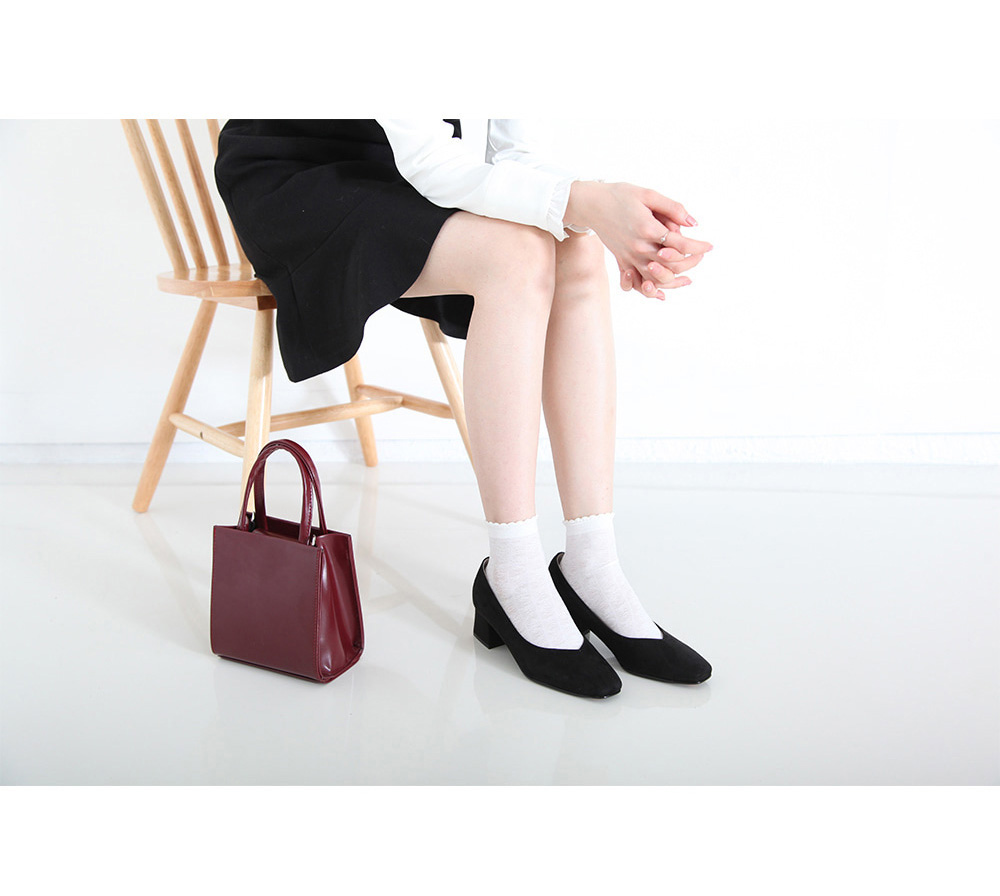 <b><p>Spring new arval Sque nose sde Middle Hill</p></b><b><p>春身上 正方形の鼻 スエード ミドルヒール パンプス 韓国語 7カラー 5cm 女性の靴</p></b><br /><br /><p align='center'>