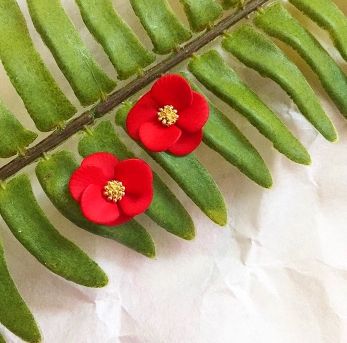 <b><p>Order rush Camellia earring flow recomndation</p></b><b><p>注文殺到 椿 イヤリング フラワー おすすめ デイリー 春身上</p></b><br /><br /><p align='center'>