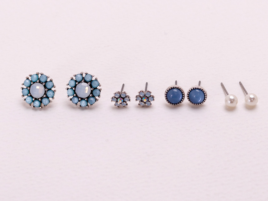 <b><p>Daikoji 8 eces Set earrings Full of love</p></b><b><p>デイ浩二 8ピース セットピアス 愛に満ち シンプルリ キュートなデザイン 生気溌剌</p></b><br /><br /><p align='center'>
