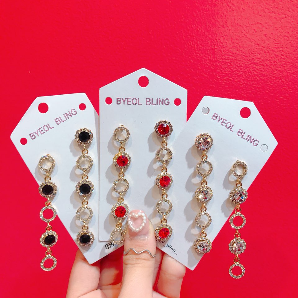 <b><p>A fox Cubic Drop earring Faster ims Lovely</p></b><b><p>ビクセン キュービック ドロップ イヤリング 萌えアイテム ラブリーな ポイント</p></b><br /><br /><p align='center'>