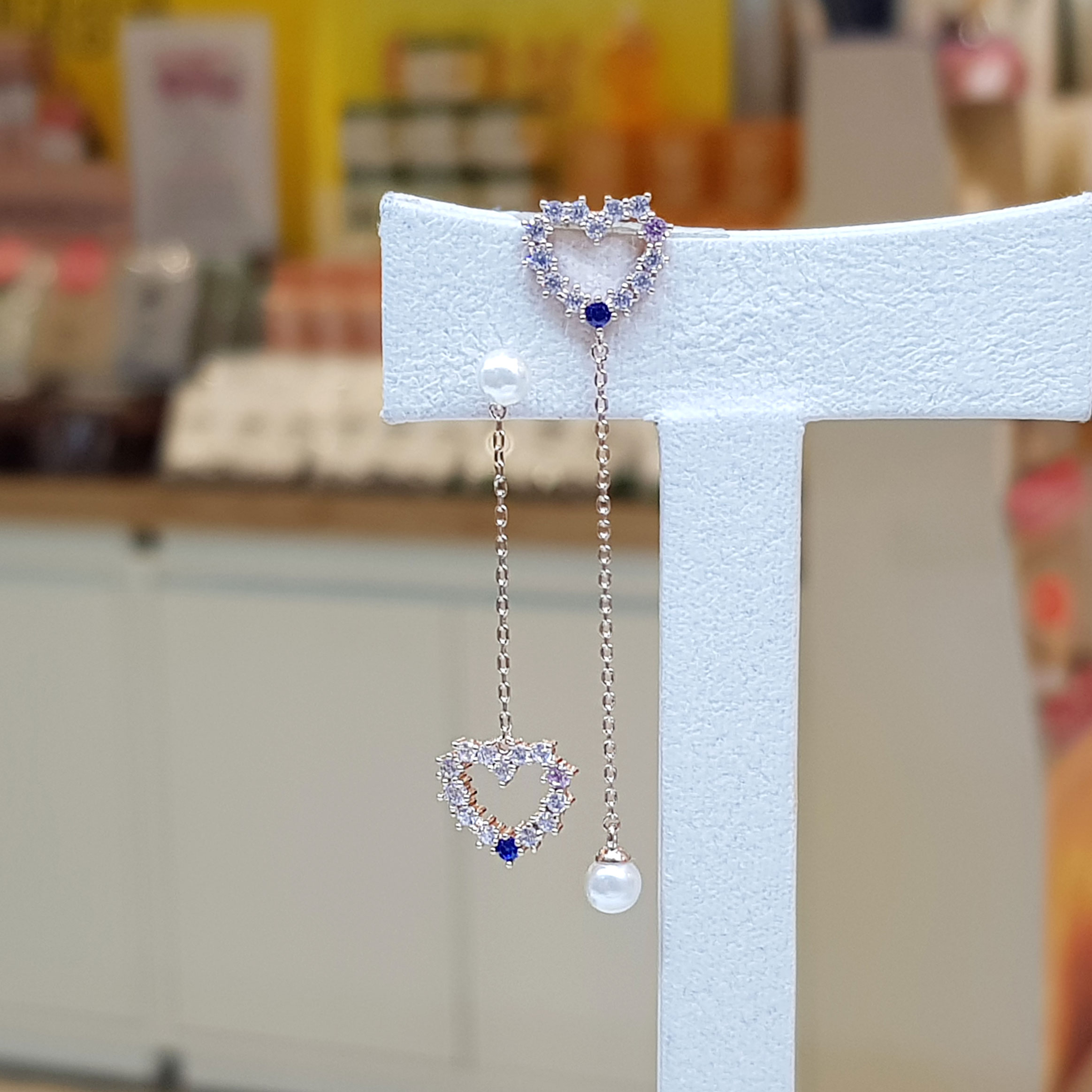 <b><p>Bollare Simple het pel erings SPE418 Lovy</p></b><b><p>ボラレ シンプルハートパールオンバルイヤリング SPE418 ラブリーなムード 可愛気性</p></b><br /><br /><p align='center'>