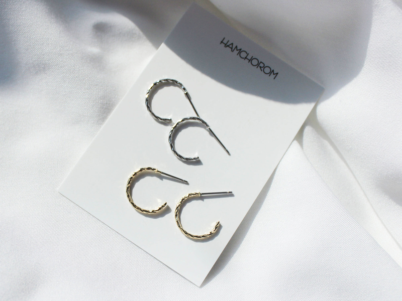 <b><p>Surge bas earring shopp mall handde We ceremony</p></b><b><p>書かれているカール ベーシック イヤリング ショッピモ ハンドメイド 結婚式 様々なコーディネートル</p></b><br /><br /><p align='center'>