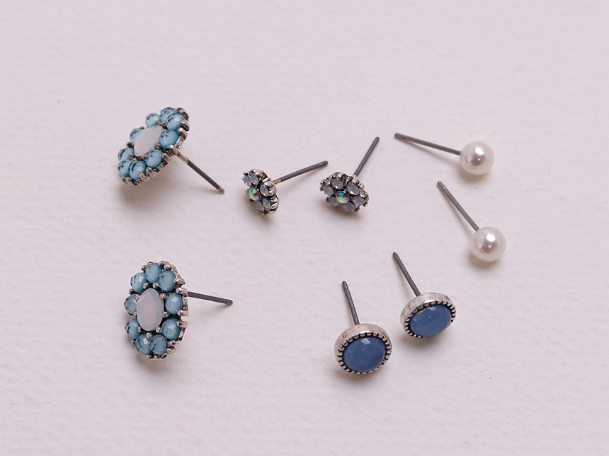 <b><p>Daikoji 8 eces Set earrings Full of love</p></b><b><p>デイ浩二 8ピース セットピアス 愛に満ち シンプルリ キュートなデザイン 生気溌剌</p></b><br /><br /><p align='center'>