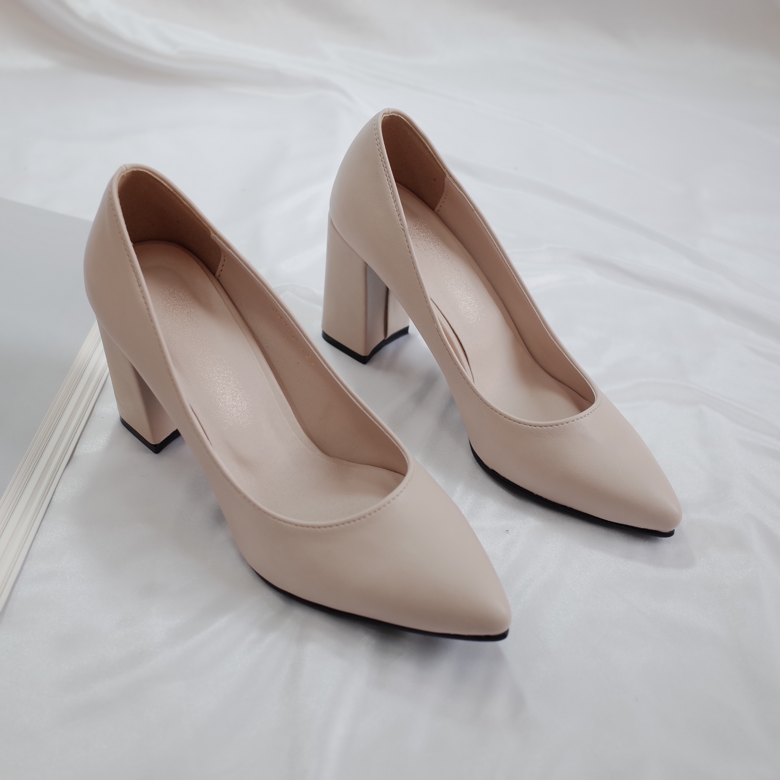 <b><p>Korean 8cm Stiletto The pump Pointed nose</p></b><b><p>韓国語 8cm スティレット 厚底 パンプス 最高の鼻 ミドルヒール baling_2</p></b><br /><br /><p align='center'>