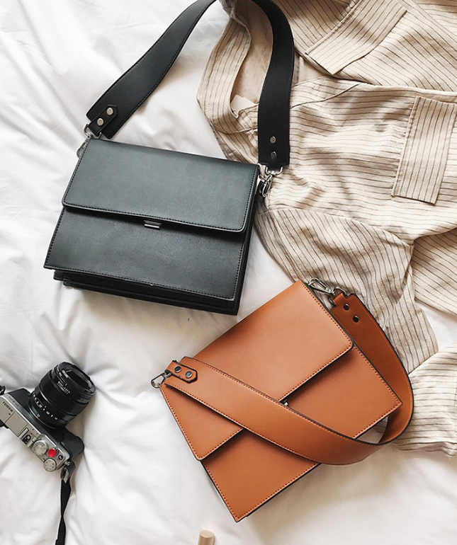 <b><p>Formal Square Daily Shoulder Bag Stylish</p></b><b><p>フォーマルスクエアデイリーショルダーバッグ洗練されたバケットバックスーツデートルック結婚式スター市し</p></b><br /><br /><p align='center'>