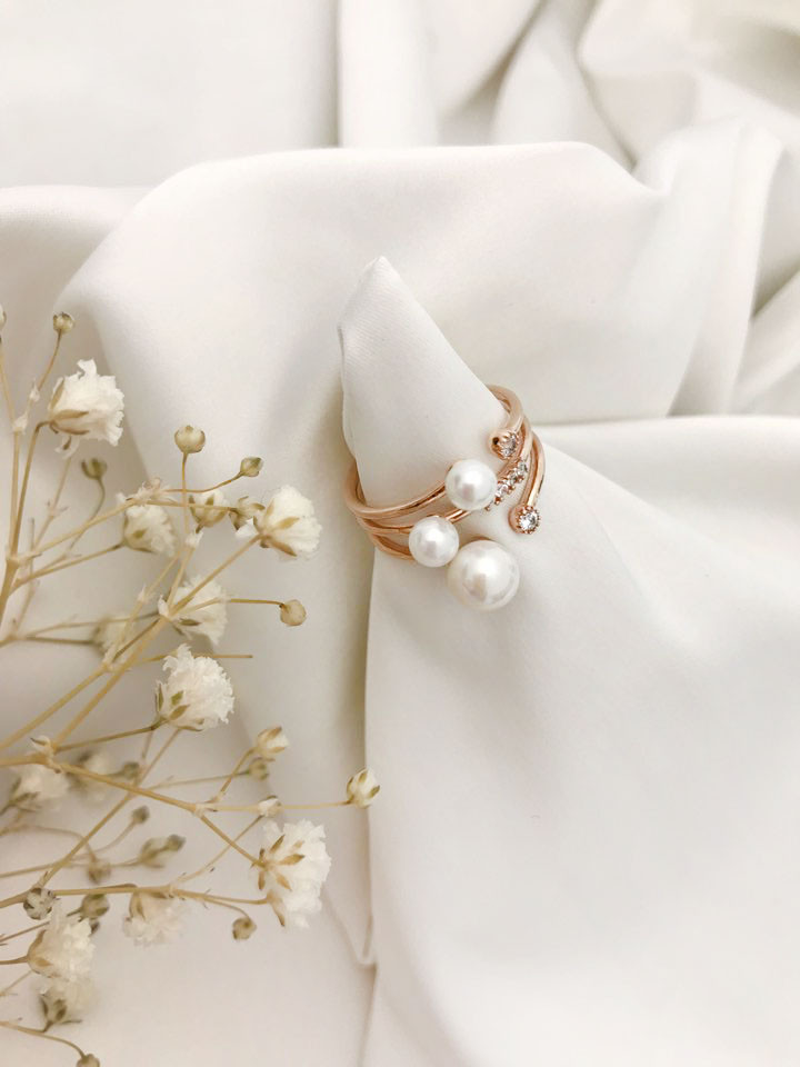 <b><p>Prl pnt All silver rg female Luxury roic</p></b><b><p>真珠 ポイント オールシルバー リング 女性 高級感 ロマンチック ゴド 女神スタイル</p></b><br /><br /><p align='center'>