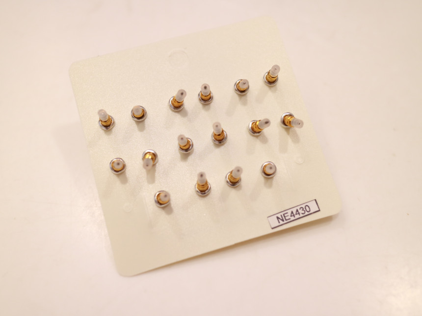 <b><p>16set pink Flower Cubic Pearl rg small fr</p></b><b><p>16セット ピンク 花 キュービック 真珠 イヤリング 小さな フラワー ギフト</p></b><br /><br /><p align='center'>