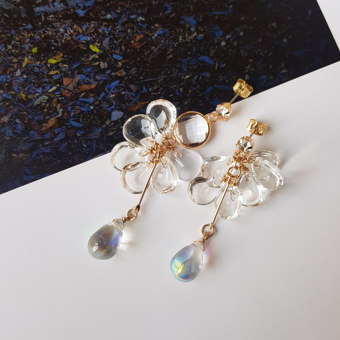 <b><p>Whistle Glass Unknown Drop Earrings Feme</p></b><b><p>ホイッスル グラス オンバル ドロップイヤリング フェミニンが 感性ムード シックな</p></b><br /><br /><p align='center'>