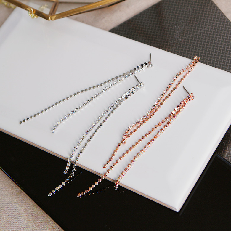 <b><p>Widow Drop Earrings sh Bl Circle Silver The</p></b><b><p>ウィドウ ドロップイヤリング 輝く ブブサークルシルバー ラインがきれい ラブリー</p></b><br /><br /><p align='center'>