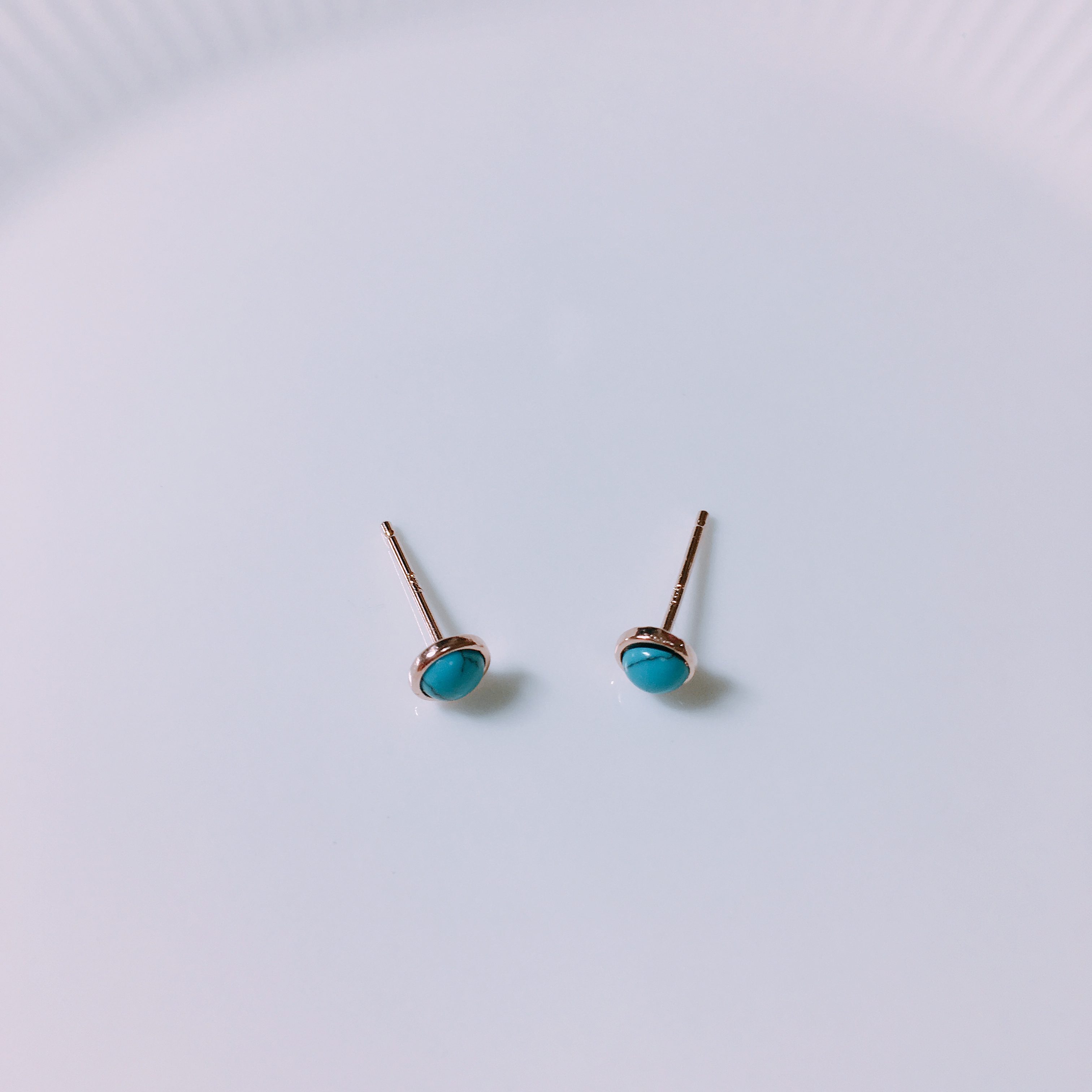 <b><p>Luce Turquoise silver earrings LKJ1174 attracti</p></b><b><p>ルーチェ ターコイズシルバーイヤリング LKJ1174 魅力的な ウンチム ゴクォル</p></b><br /><br /><p align='center'>