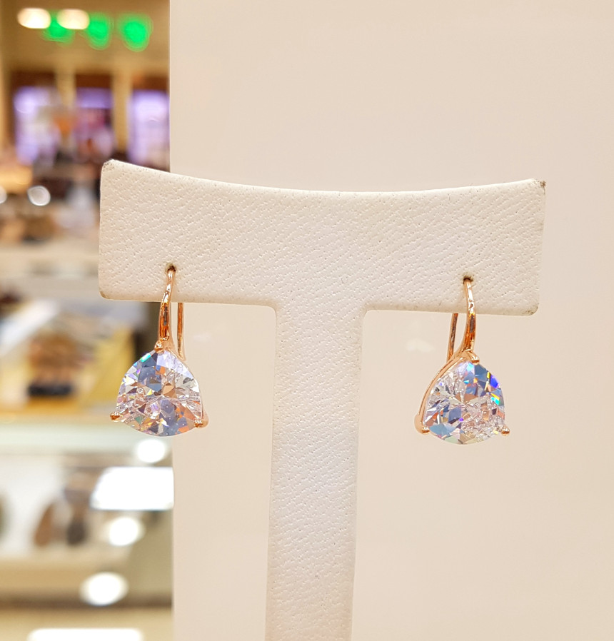 <b><p>llare Cubic Hook Erings GE794 Sensitive feel</p></b><b><p>ボラレ キュービックフックピアスGE794 センシティブな感じ 飽きのこない 四季</p></b><br /><br /><p align='center'>