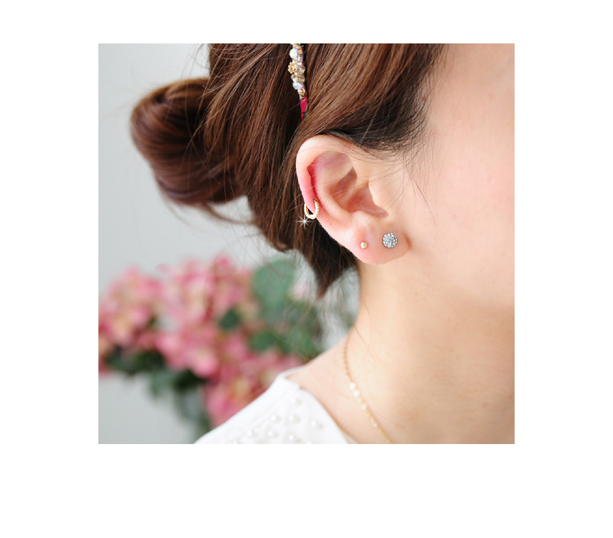 <b><p>10k earflaps piercing mi One touch Cubic</p></b><b><p>10k 耳介 ピアス ミニ ワンタッチ リング イヤ グィチ キュービック 真珠</p></b><br /><br /><p align='center'>