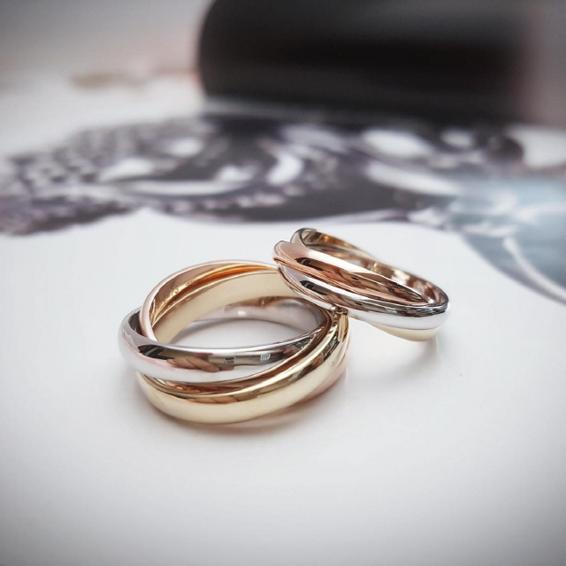 <b><p>14k 18k Gold Tricor ng Couple Ri 20's</p></b><b><p>14k 18k ゴールド 三色のリング カップル 20代 シン スーツ ローズ ウェディ</p></b><br /><br /><p align='center'>