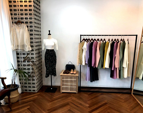 <b><p>Mermaid dot Dripping Bend Lo skirt pattn</p></b><b><p>マーメイド ドット 水玉 バンディング スカート パターン 夏 ゲスト 結婚式</p></b><br /><br /><p align='center'>