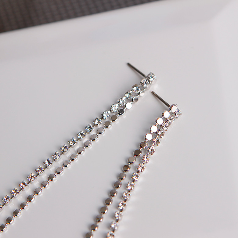 <b><p>Widow Drop Earrings sh Bl Circle Silver The</p></b><b><p>ウィドウ ドロップイヤリング 輝く ブブサークルシルバー ラインがきれい ラブリー</p></b><br /><br /><p align='center'>