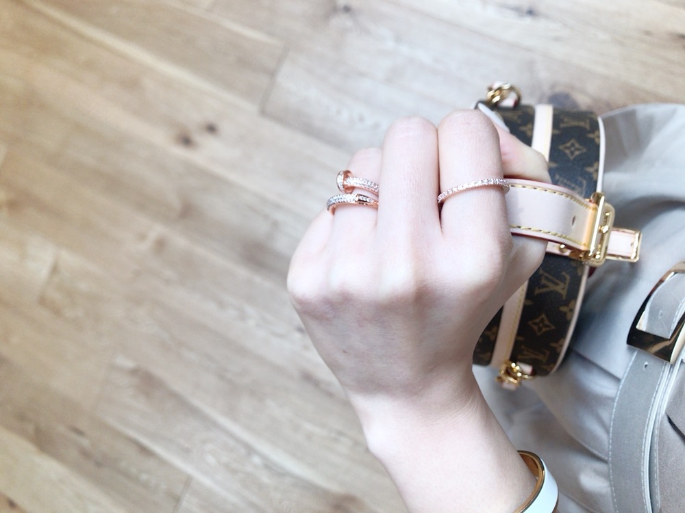 <b><p>Carr nail Cubic Ring Rose Gold Luxury steal</p></b><b><p>カル 釘 キュービックリング ローズゴールド 名品 スチ 洗練された かわいい 友情</p></b><br /><br /><p align='center'>
