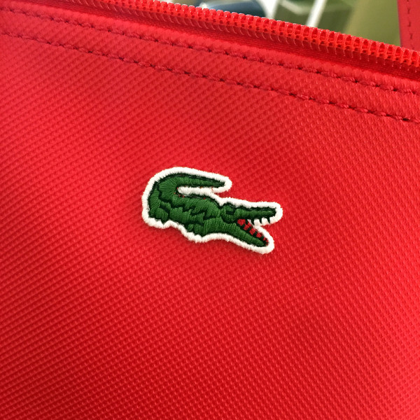 <b><p>Laste Crs Vertical ShoPurBk NF1891P17C Easy</p></b><b><p>ラコステクロス縦型ショーポベクNF1891P17C簡単コーディネート実用満点すっきりとしたショルダー</p></b><br /><br /><p align='center'>