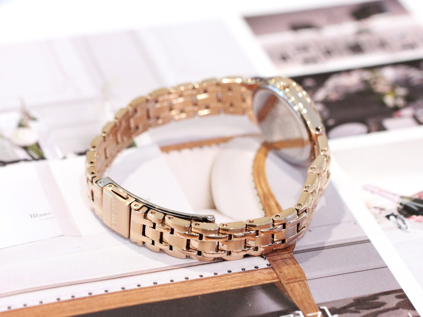 <b><p>Citizen Eco Drive Line Wom's Watches LDY</p></b><b><p>シチズン エコドライブ レディース時計 LDY EW2483-85B</p></b><br /><br /><p align='center'>