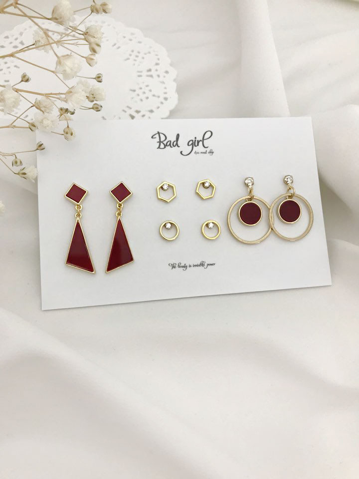 <b><p>simple Badgirl 8 eces set earring fema Viously</p></b><b><p>シンプル バッドガール 8ピース セット イヤリング 女性 多様なコーディネートする</p></b><br /><br /><p align='center'>