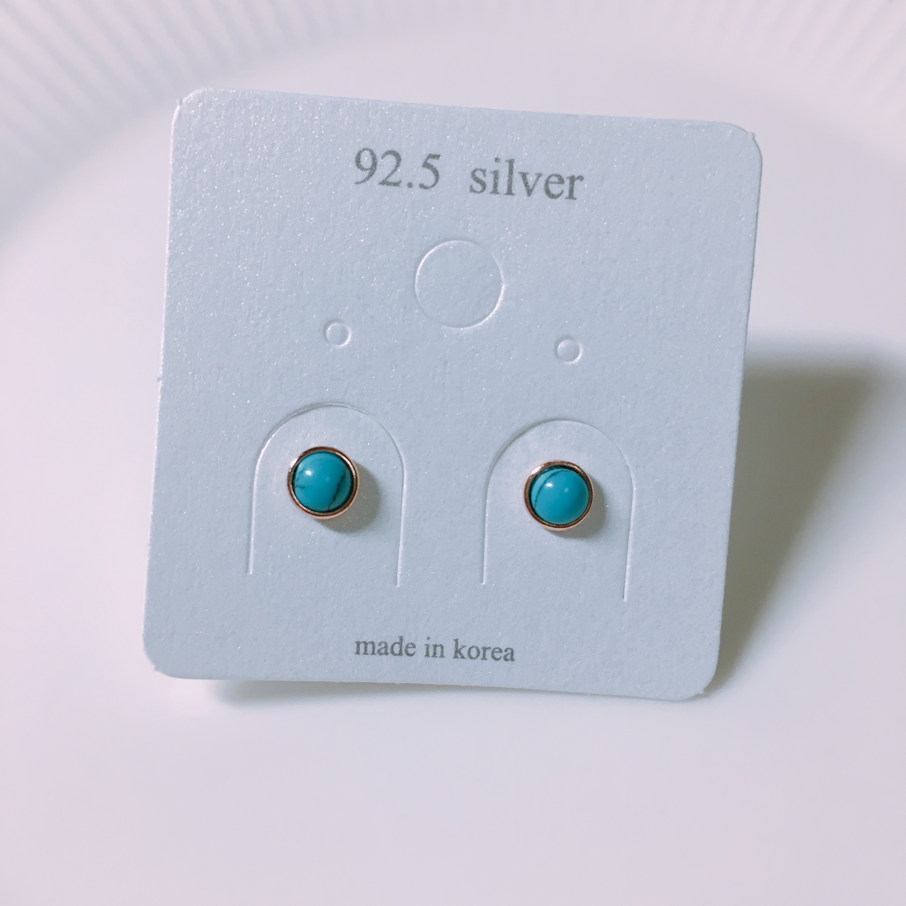 <b><p>Luce Turquoise silver earrings LKJ1174 attracti</p></b><b><p>ルーチェ ターコイズシルバーイヤリング LKJ1174 魅力的な ウンチム ゴクォル</p></b><br /><br /><p align='center'>