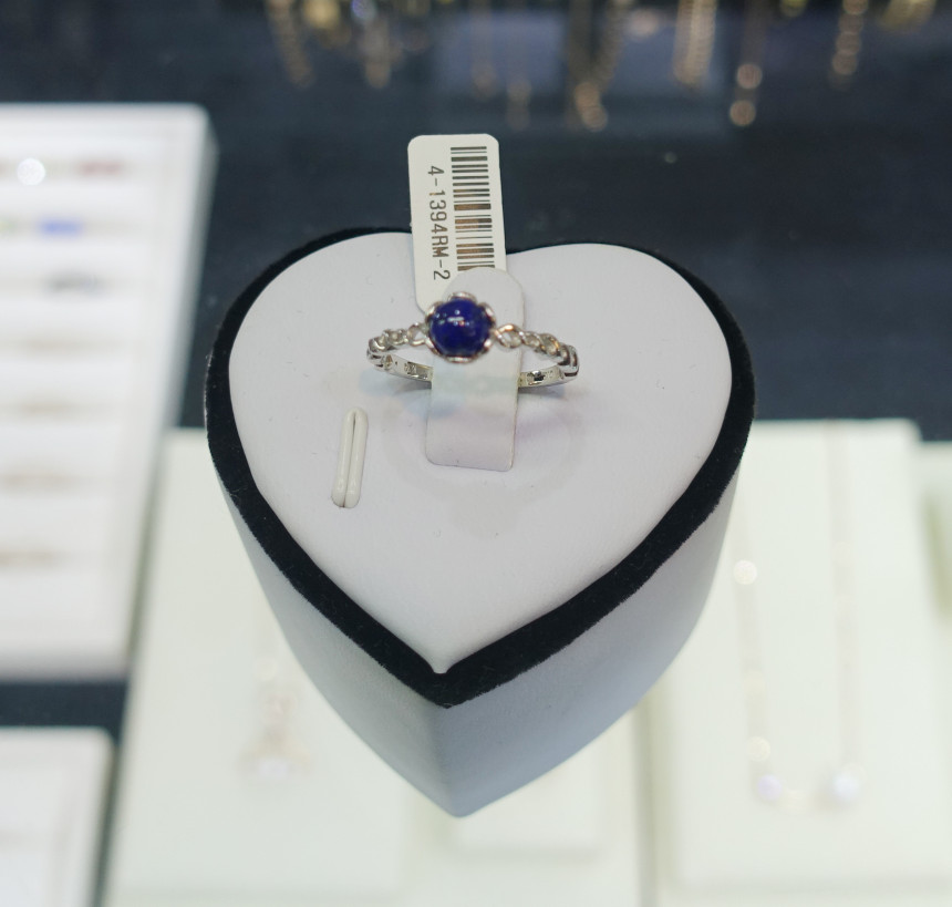 <b><p>Bihstone calyx natur Gart Tquoise Lap zuli</p></b><b><p>誕生石 がく 天然 ガーネット ターコイズ ラピスラジュルリ 原石 リング</p></b><br /><br /><p align='center'>