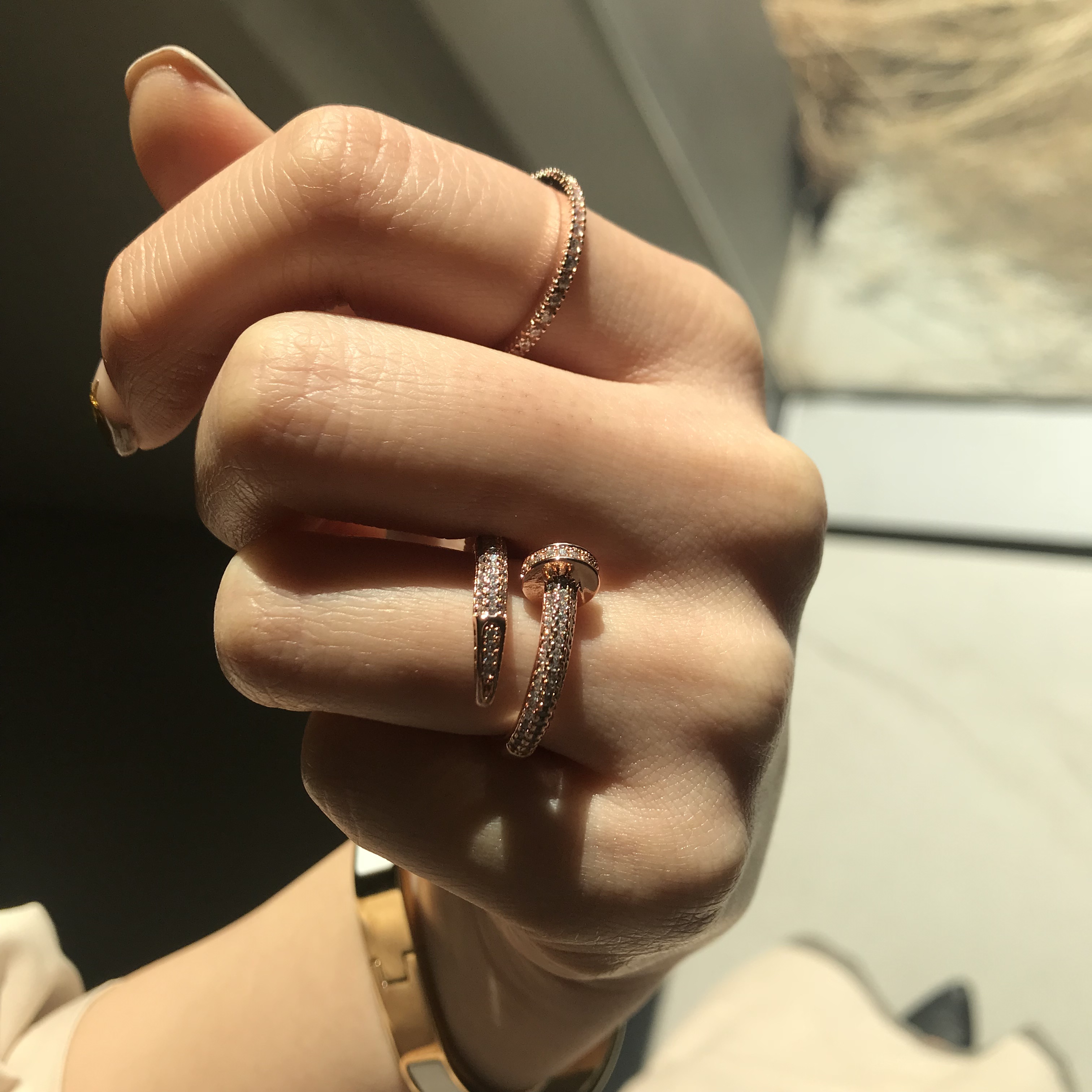 <b><p>Carr nail Cubic Ring Rose Gold Luxury steal</p></b><b><p>カル 釘 キュービックリング ローズゴールド 名品 スチ 洗練された かわいい 友情</p></b><br /><br /><p align='center'>