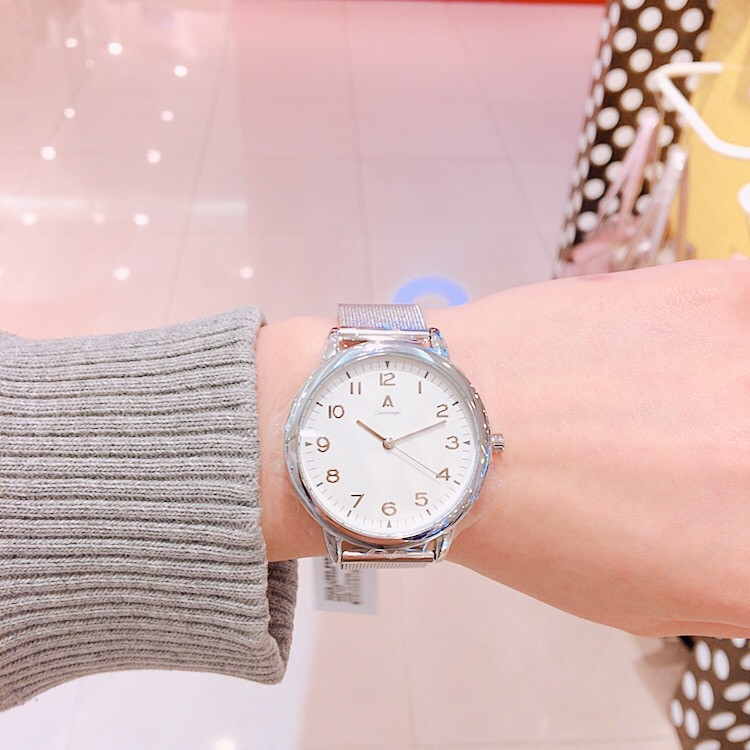 <b><p>ACCENT Monolith couple Mesh watch AAW04MSCMQ22-SI</p></b><b><p>アクセント モノリス カップル メッシュウォッチ AAW04MSCMQ22-SI</p></b><br /><br /><p align='center'>