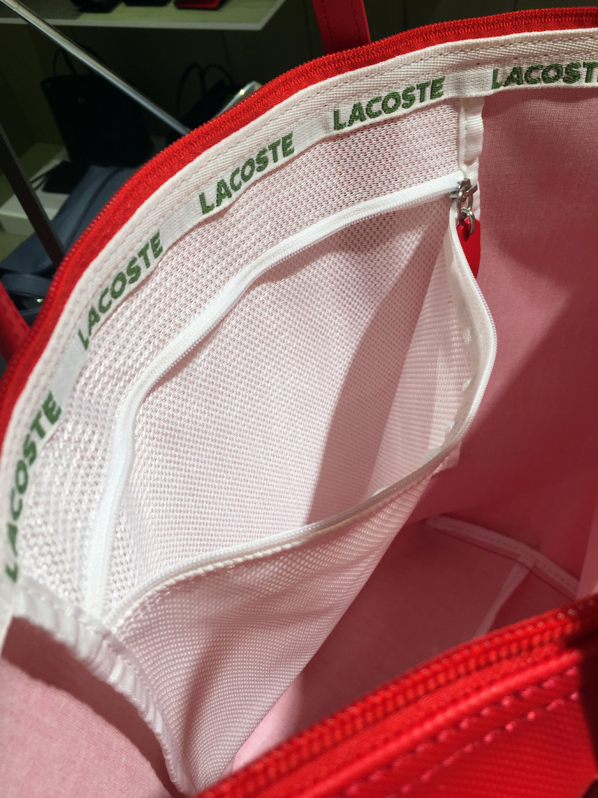 <b><p>Laste Crs Vertical ShoPurBk NF1891P17C Easy</p></b><b><p>ラコステクロス縦型ショーポベクNF1891P17C簡単コーディネート実用満点すっきりとしたショルダー</p></b><br /><br /><p align='center'>