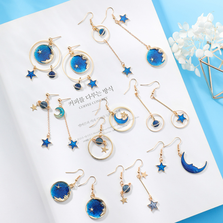 <b><p>spring star ea Date Drop 2 ecies Moon blue</p></b><b><p>春 別 イヤリング デート ドロップ 2種 月のグ ブルー アンバランス 惑星 夜空</p></b><br /><br /><p align='center'>